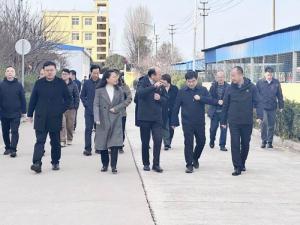 市委常委、副市長(zhǎng)潘開(kāi)名蒞臨洛陽(yáng)正大食品調(diào)研